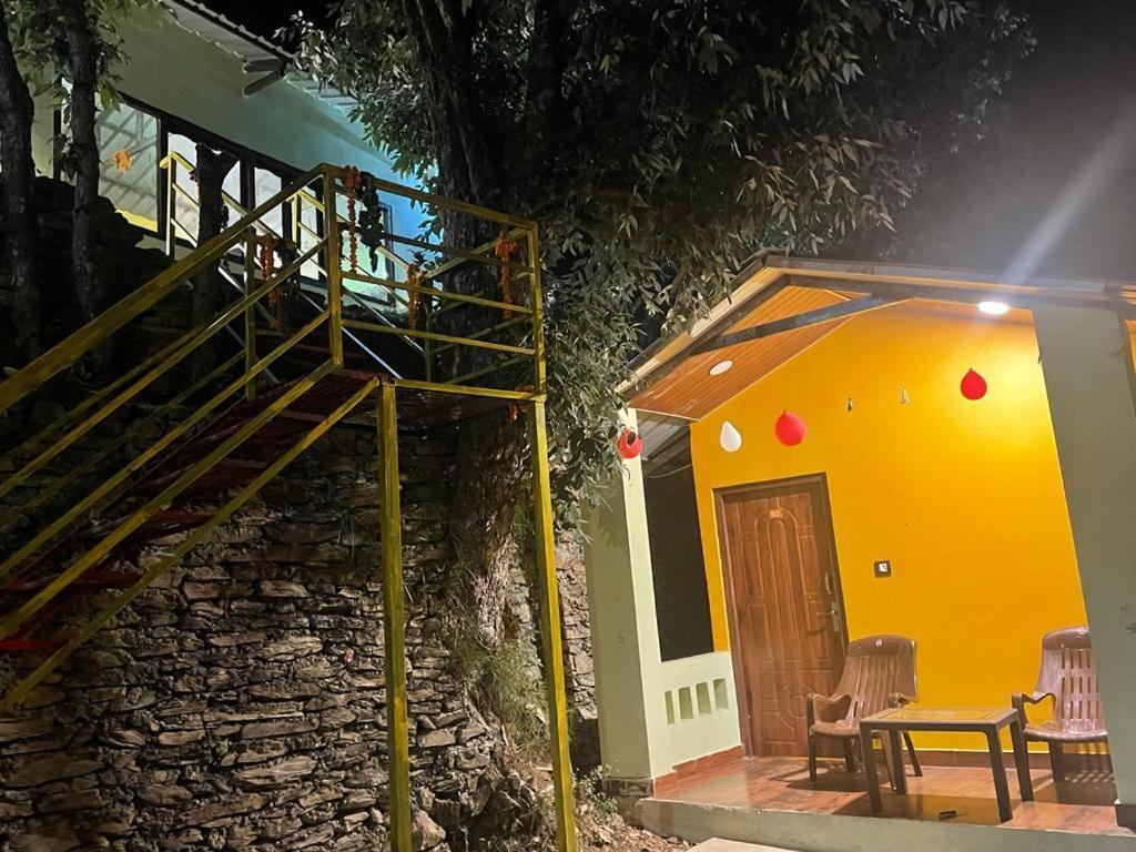 Drona Hills Resorts Kanatal Exterior foto